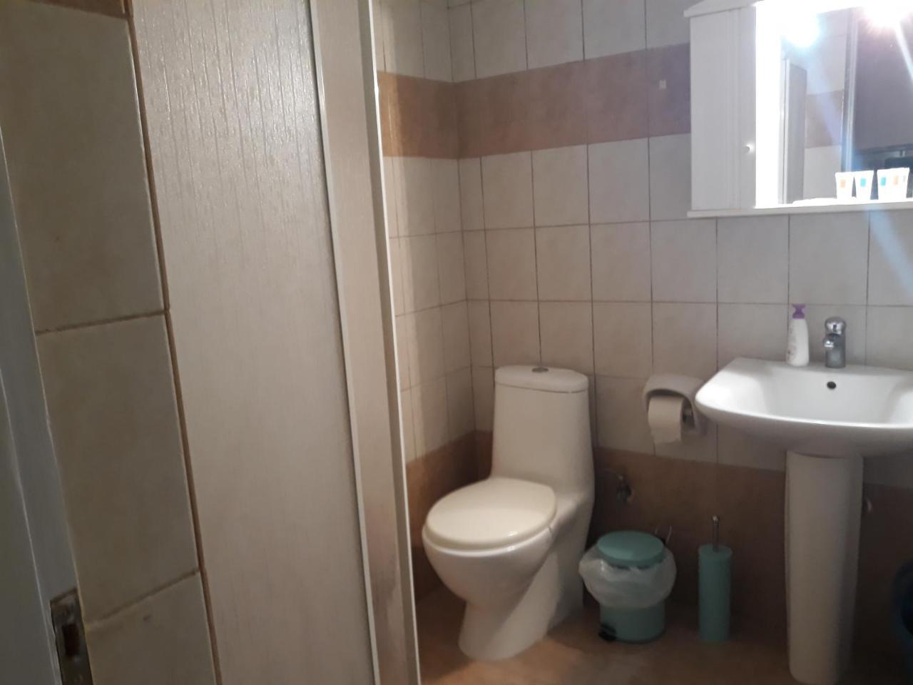 Cozy Apartment In The Center Of Aighion Achaia - Ground Floor - Ισόγειο Στουντιο Aigio Exterior photo